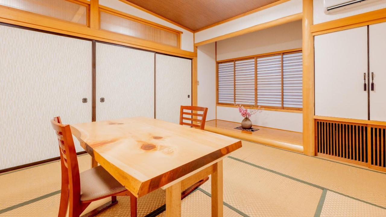 Отель Hinokitei Bokusui Кусацу Экстерьер фото